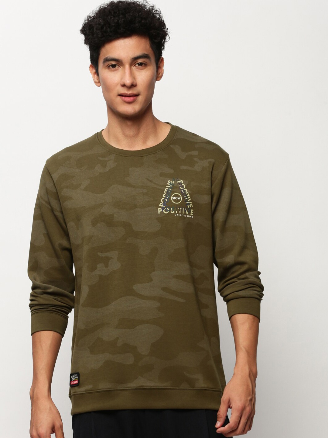 

SHOWOFF Camouflage Printed Cotton Terry Pullover Sweatshirt, Olive