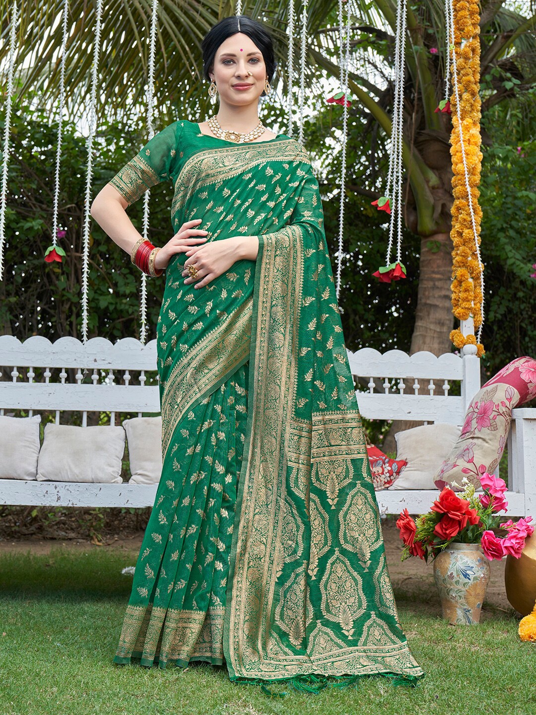 

Anouk Ethnic Motifs Woven Design Zari Detail Pure Cotton Chanderi Saree, Sea green