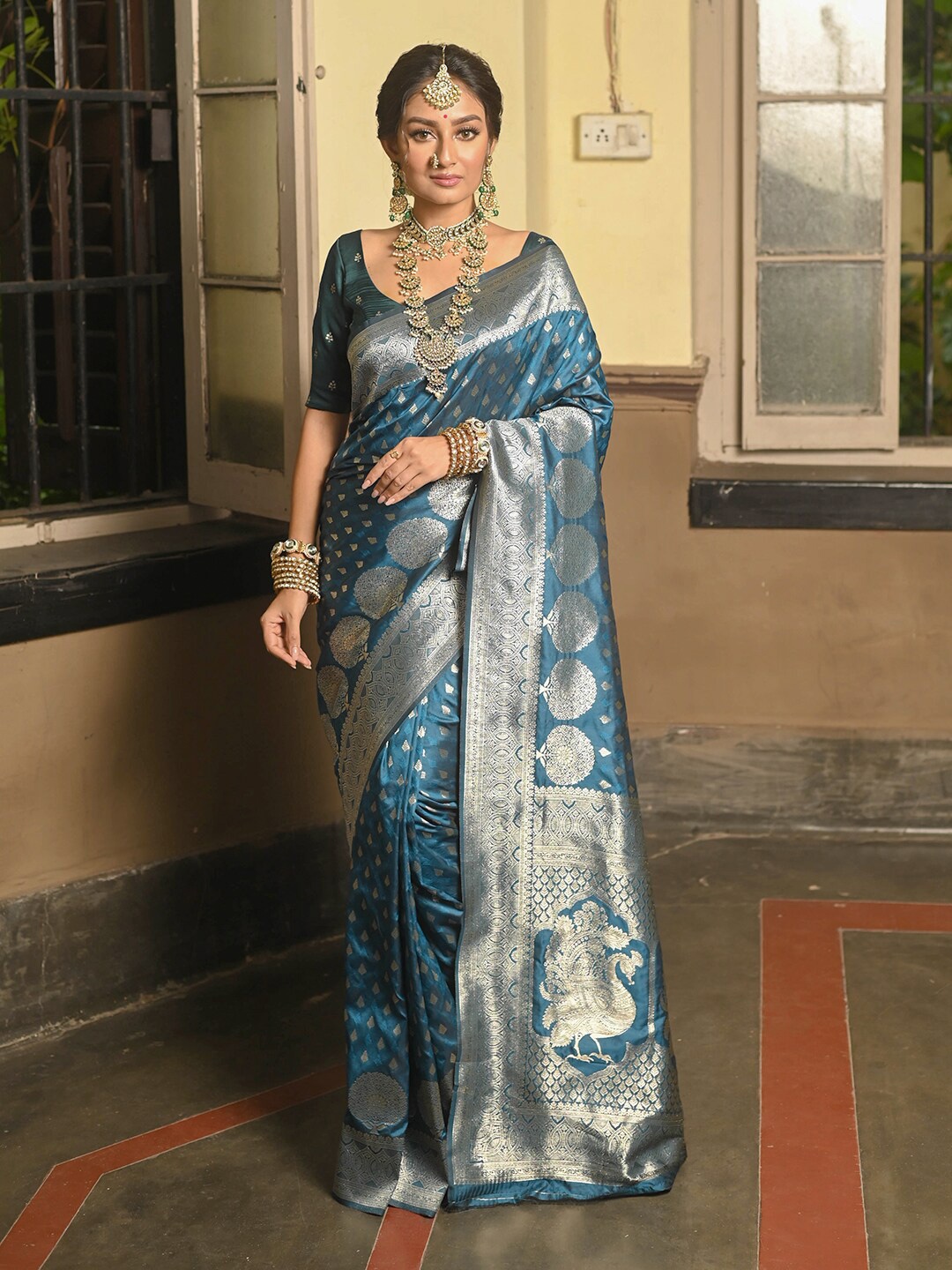 

Anouk Ethnic Motifs Woven Design Zari Art Silk Banarasi Saree, Turquoise blue