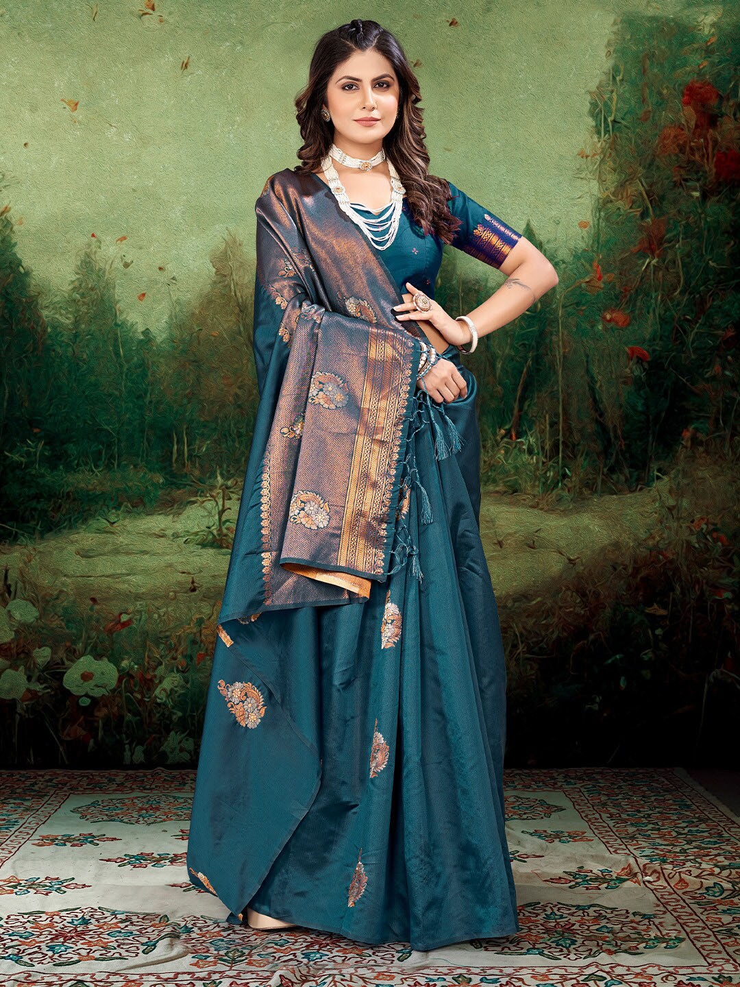 

KARAGIRI Ethnic Motifs Woven Design Zari Saree, Blue