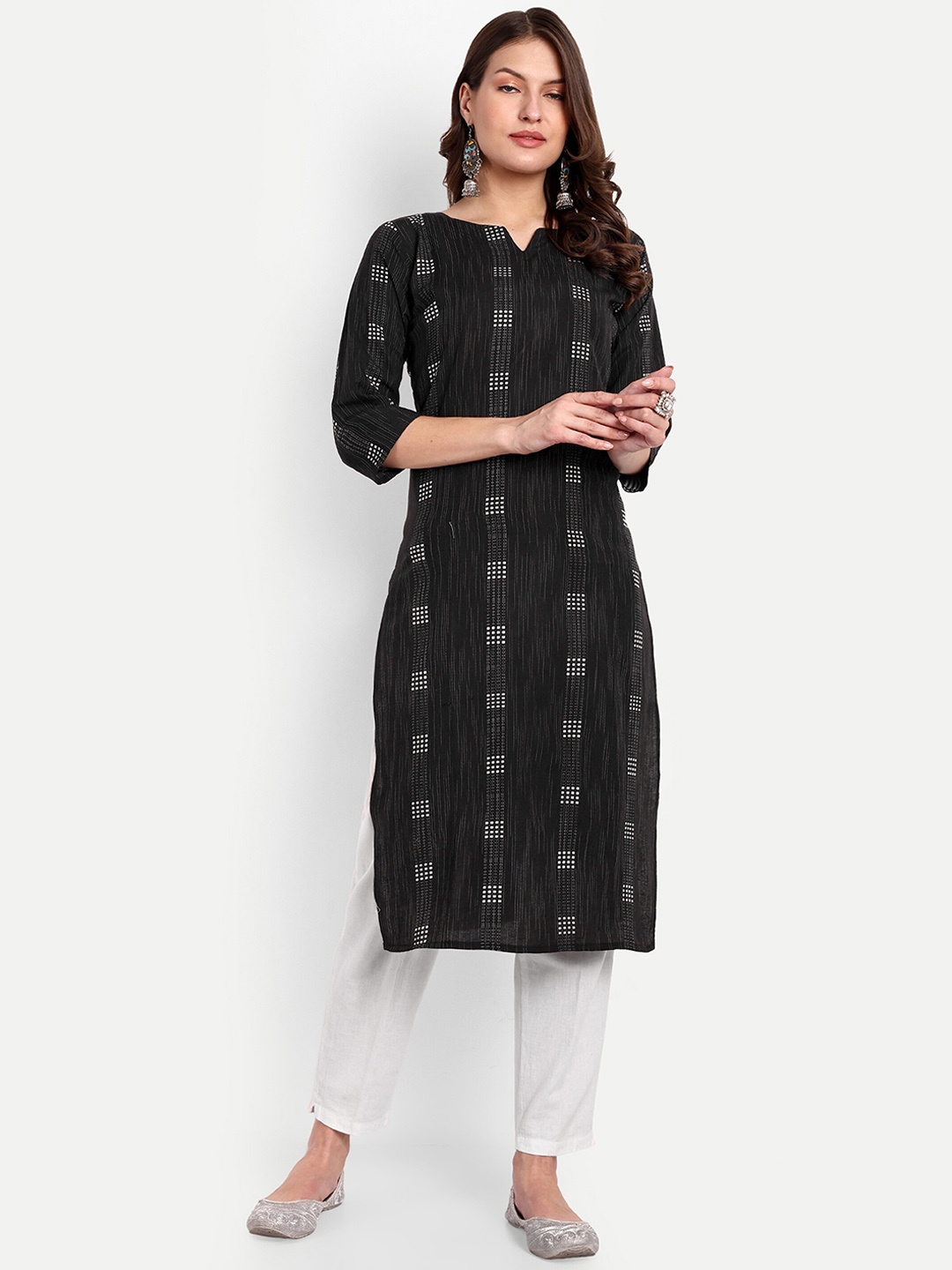 

GAJARAI Ethnic Motifs Embroidered Pure Cotton Kurta With Trousers, Black