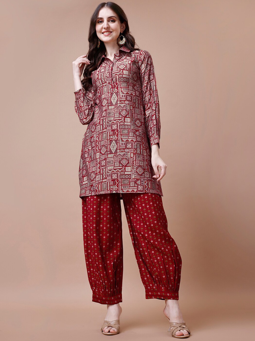 

KALINI Printed Pure Silk Kurta with Trousers, Maroon