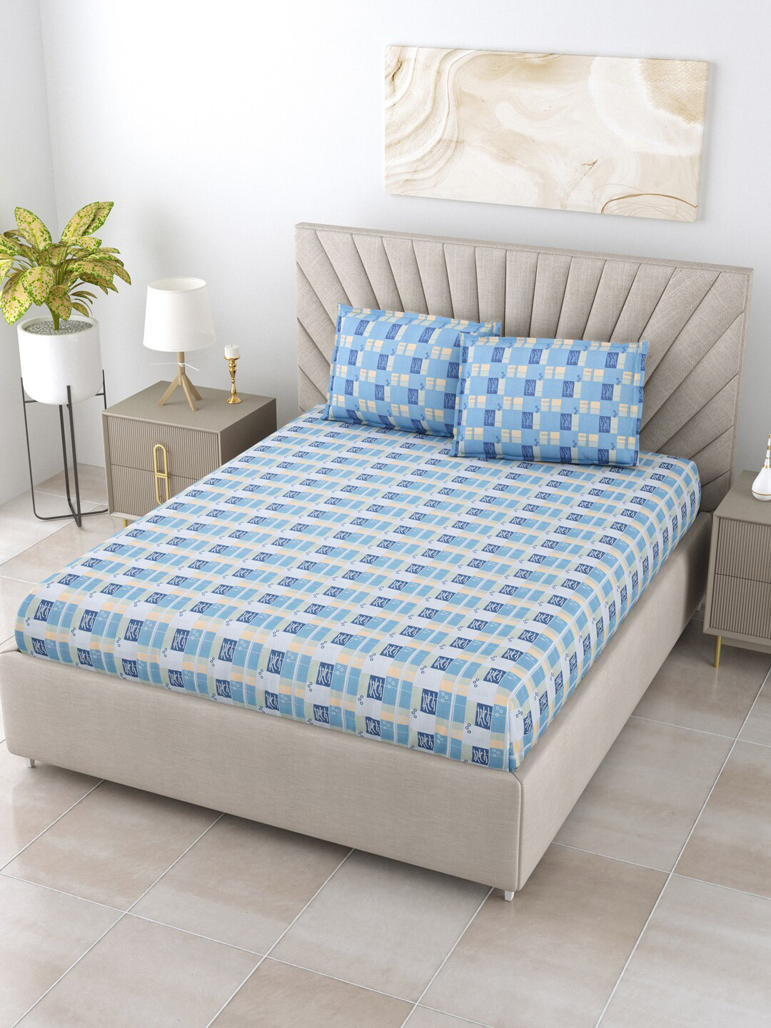 

BOMBAY DYEING Blumen Blue Printed Cotton 120 TC Queen Bedsheet with 2 Pillow Covers