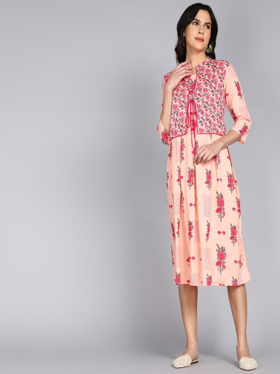 

ftDiva Floral Printed Tie-Up Detail A-Line Ethnic Dress, Peach