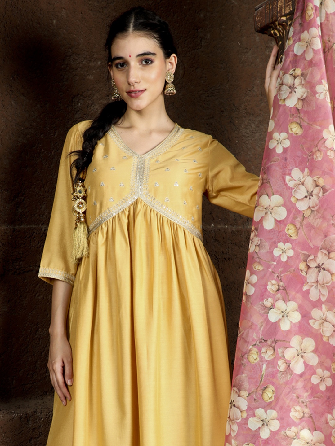 

Jaipur Kurti Ethnic Motifs Embroidered V-Neck Anarkali Kurta, Yellow