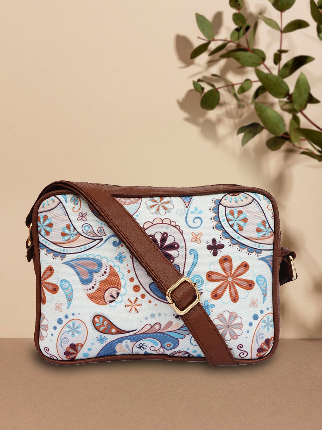 

Anouk Graphic Printed Structured Sling Bag, White
