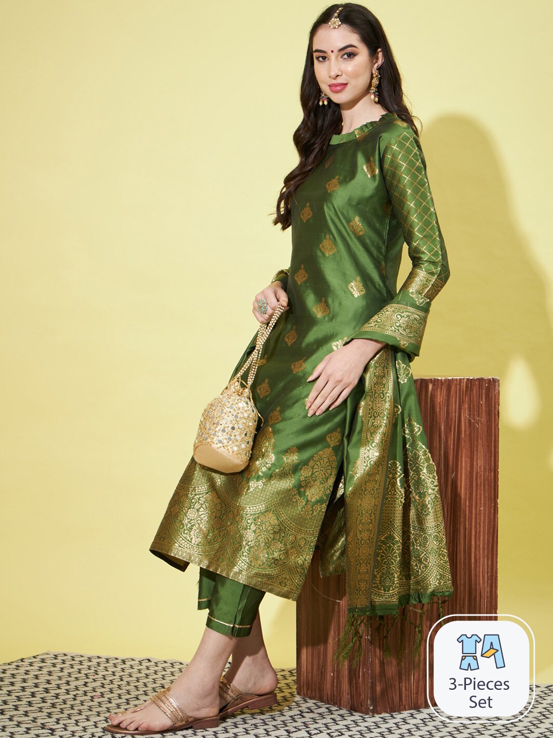 

PPTOSS Woven Design Kurta with Trousers & With Dupatta, Green