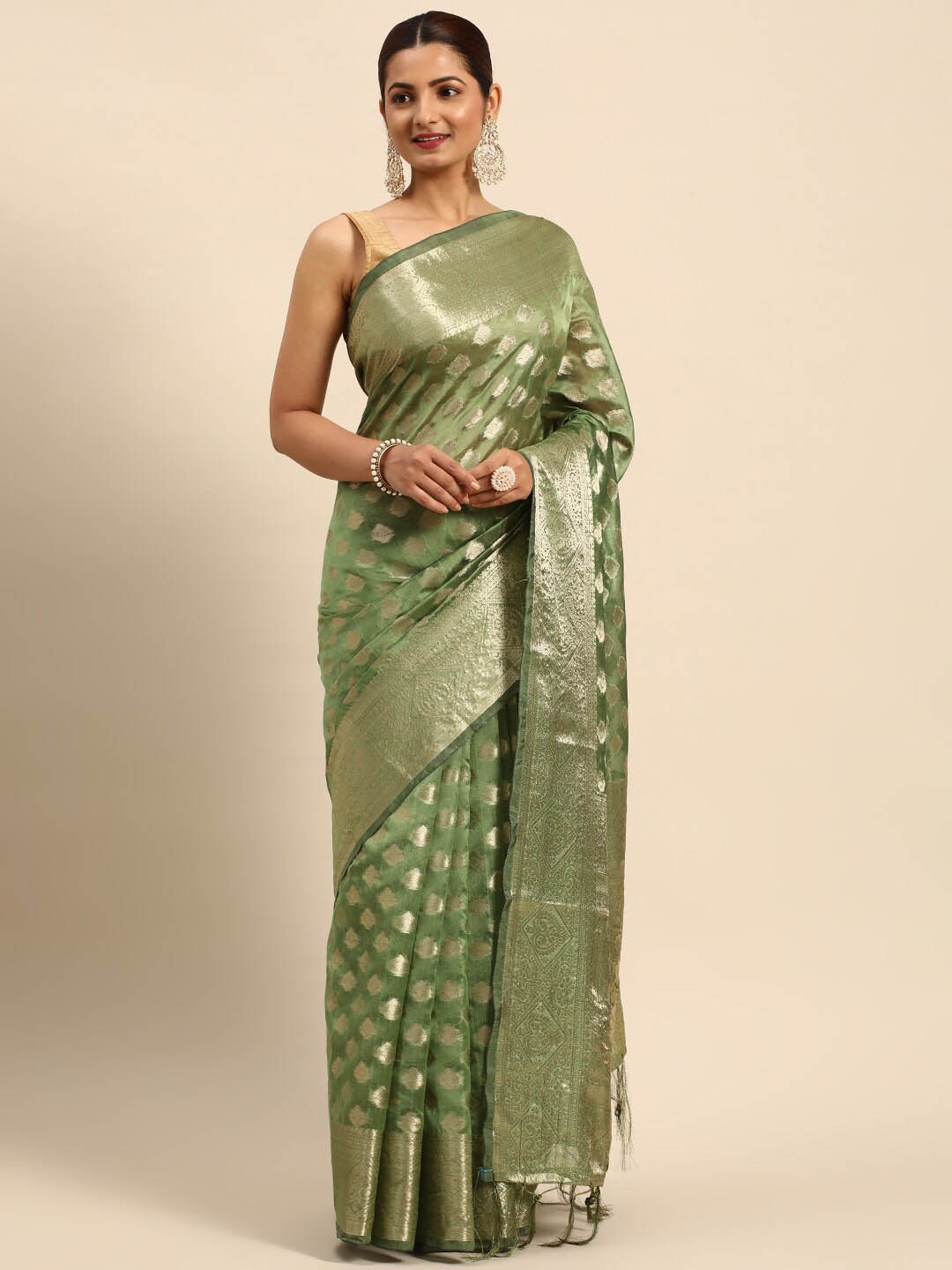 

Mitera Green & Gold-Toned Ethnic Motifs Woven Design Zari Organza Saree