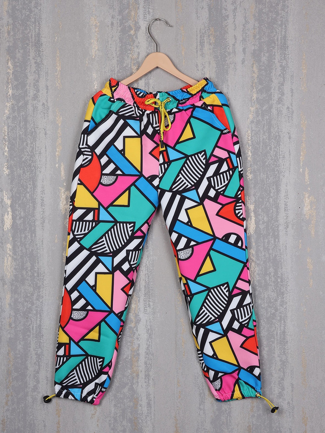 

Albion Girls Geometric Printed Relaxed Fit Pure Cotton Joggers, Black