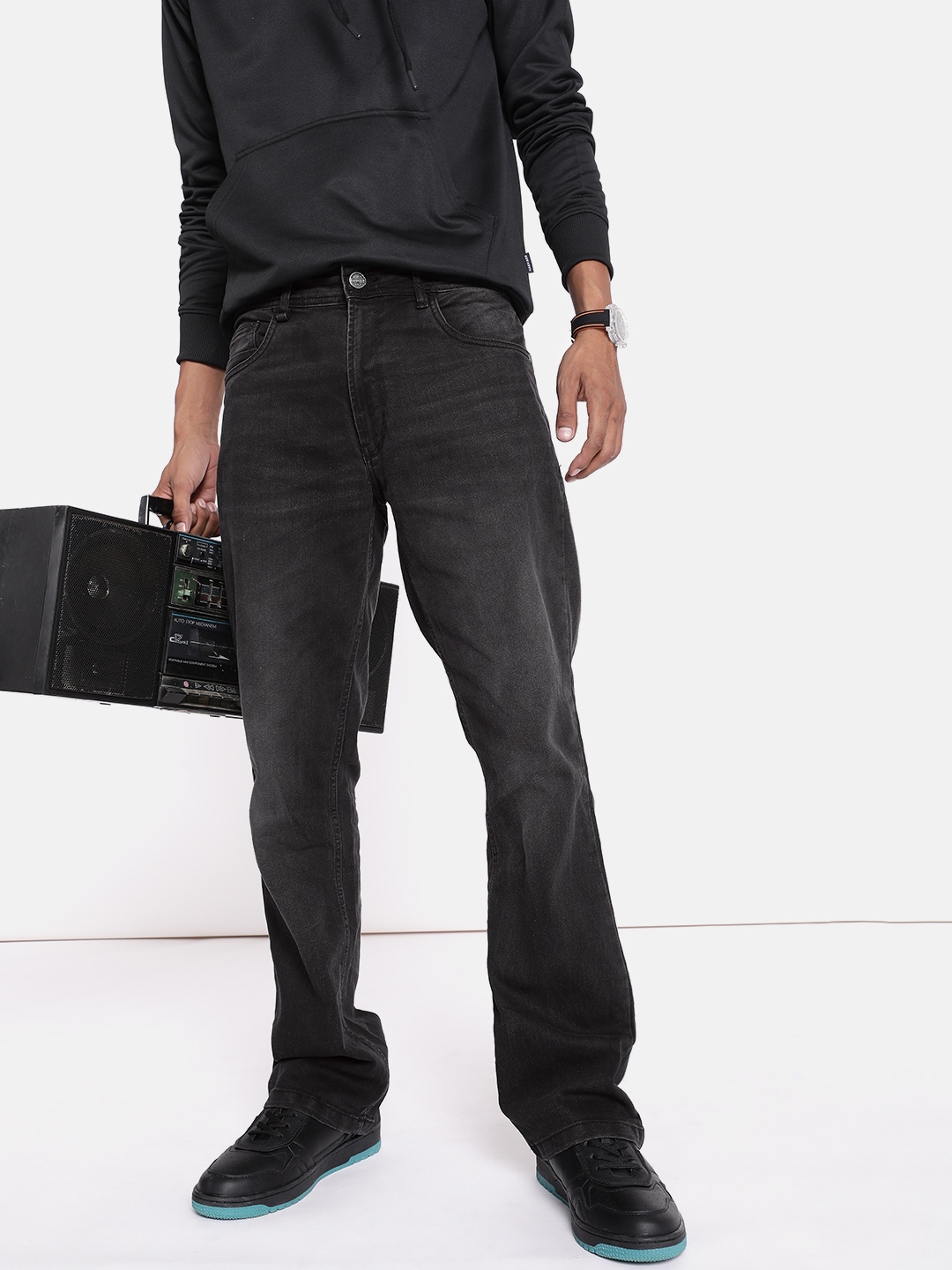 

The Roadster Lifestyle Co. Men Bootcut Stretchable Jeans, Black
