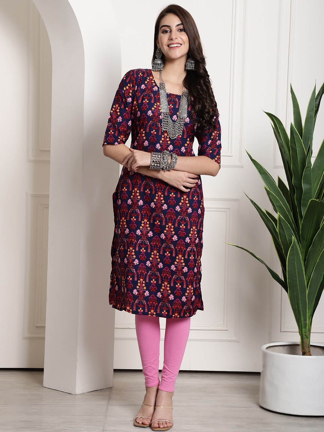 

7Threads Floral Print Round Neck Three-Quarter Sleeve Straight Kurta, Navy blue