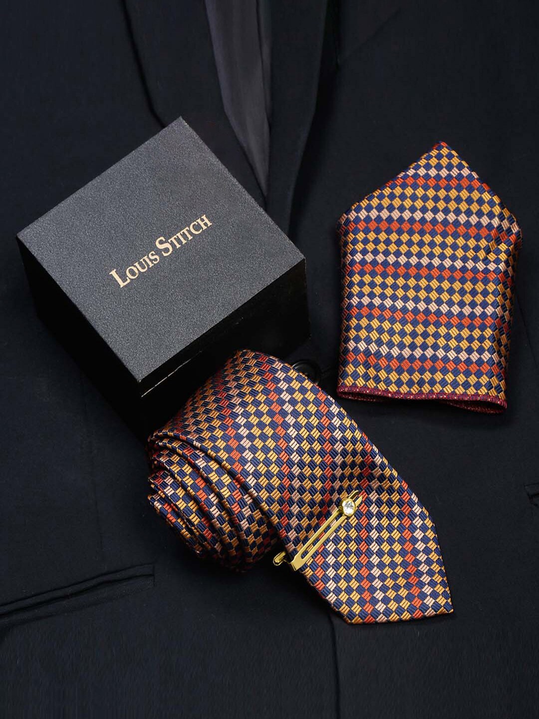 

LOUIS STITCH Men Printed Italian Silk Necktie Accessory Gift Set, Yellow