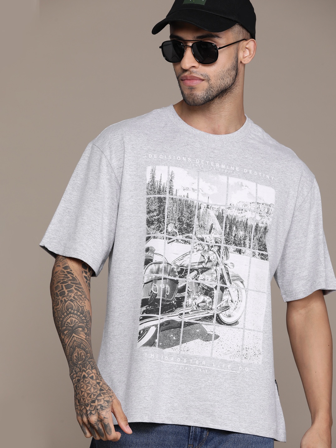 

The Roadster Lifestyle Co. Graphic Printed T-shirt, Grey melange