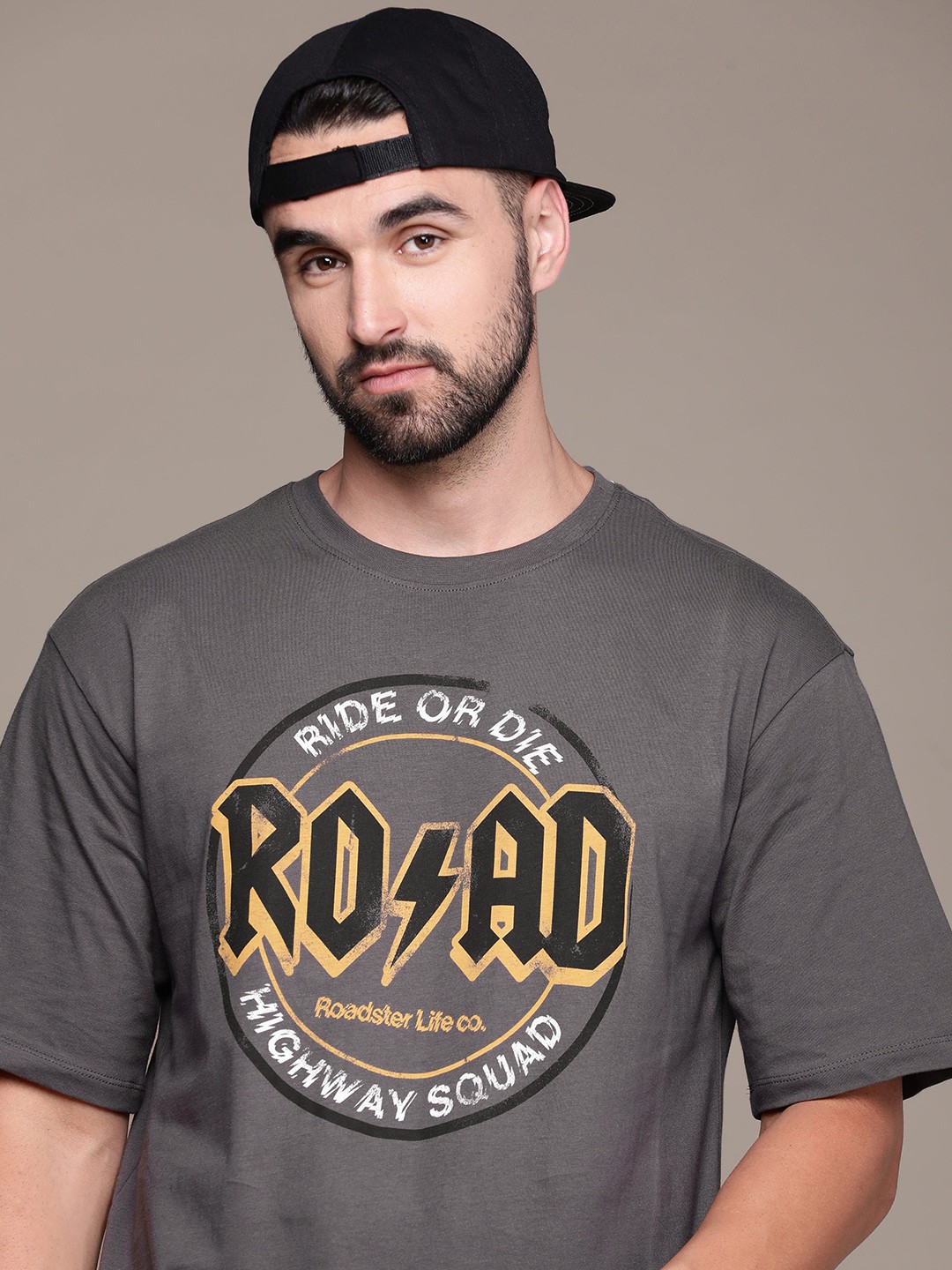 

The Roadster Life Co. Typography Printed Drop-Shoulder Sleeves Pure Cotton T-shirt, Grey