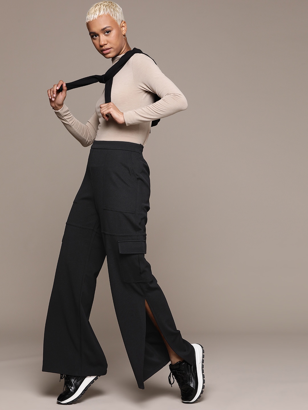 

The Roadster Lifestyle Co. Women Straight Fit Slits Cargos, Black