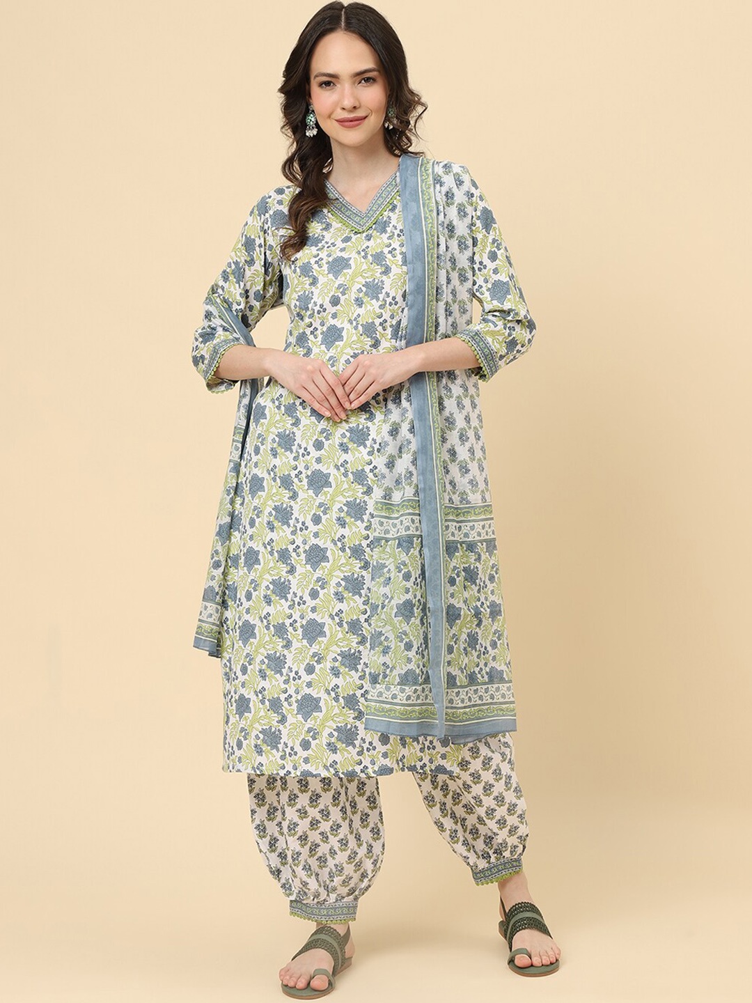 

KALINI Floral Printed V-Neck Straight Kurta & Salwar With Dupatta, White