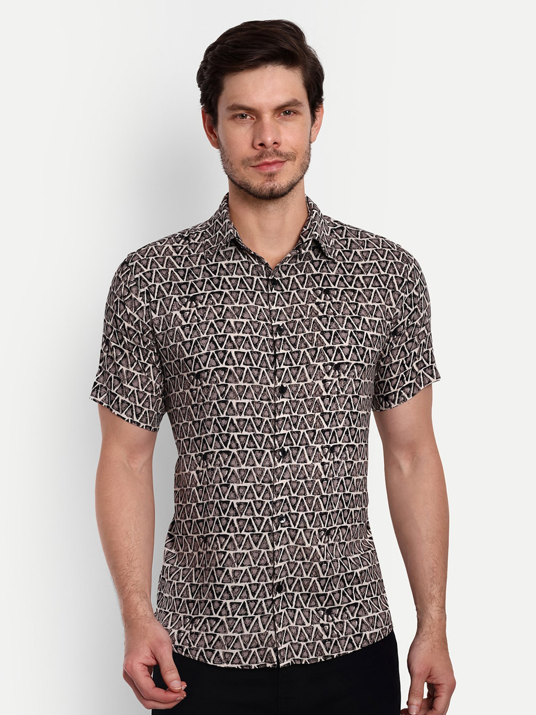 

Vida Loca Geometric Printed Standard Casual Shirt, Grey