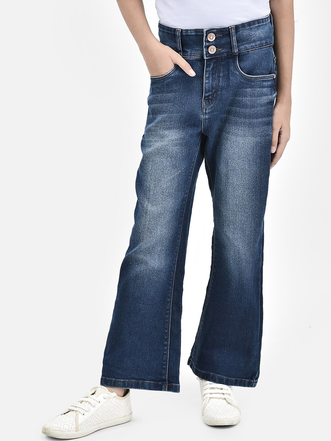 

Crimsoune Club Girls Bootcut Clean Look Light Fade Stretchable Jeans, Blue