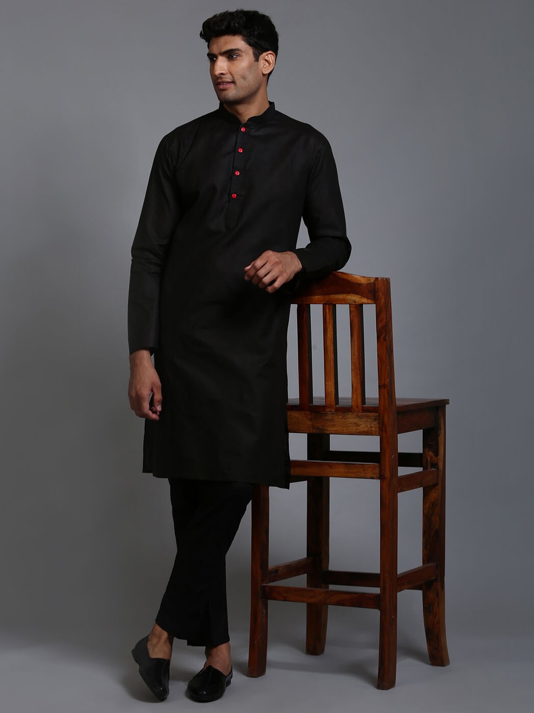 

VASTRAMAY Mandarin Collar Regular Kurta with Trousers, Black