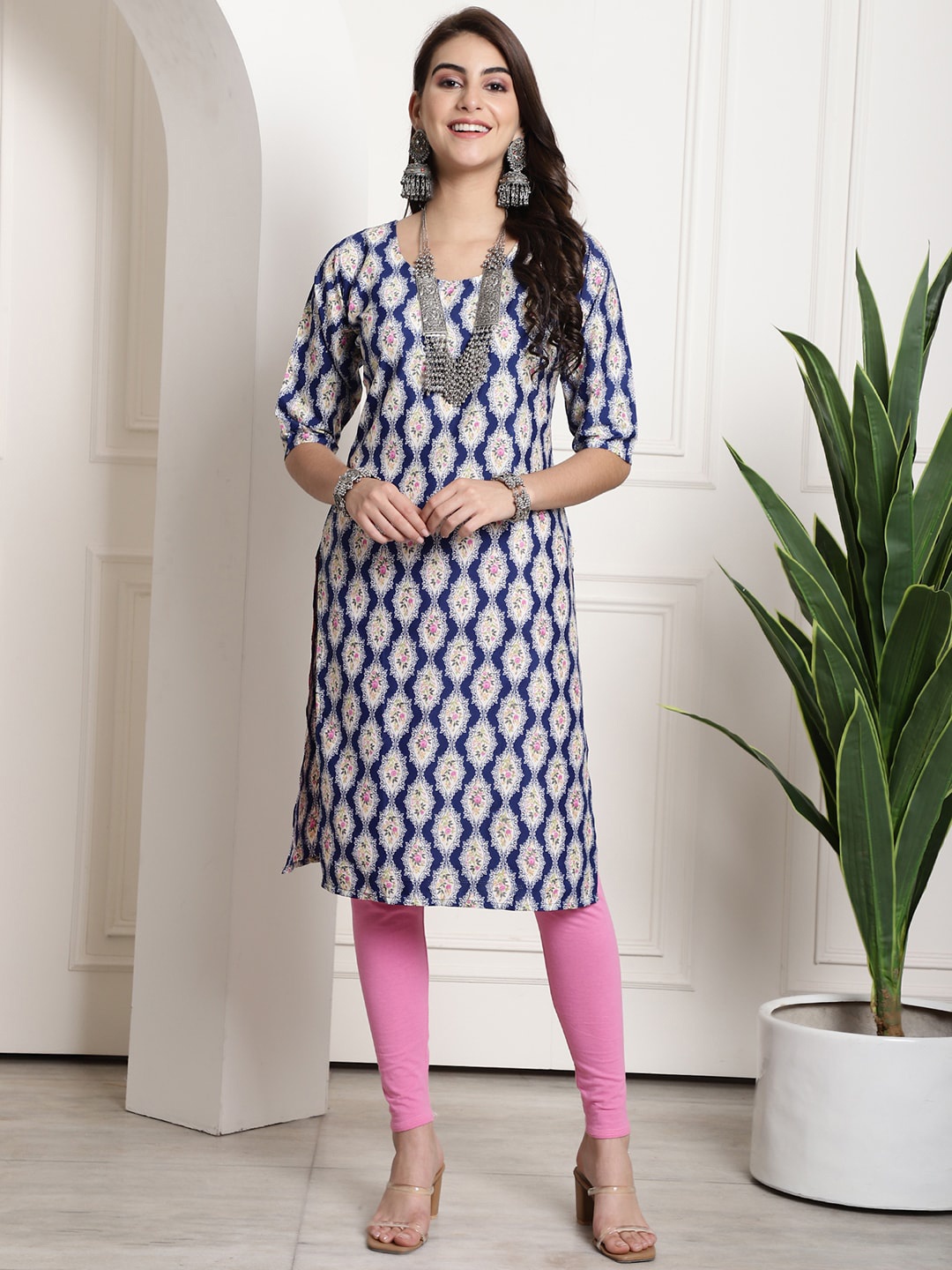 

7Threads Ethnic Motifs Printed Crepe Straight Kurta, Blue