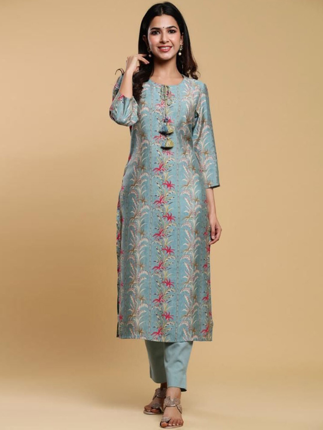 

Meena Bazaar Floral Printed Regular Kurta with Trousers, Blue