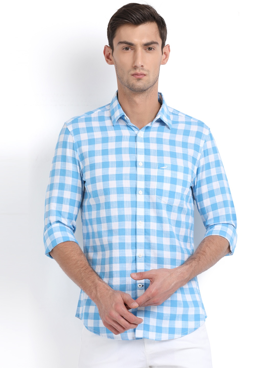 

Crocodile Men Blue & White Slim Fit Checked Casual Shirt
