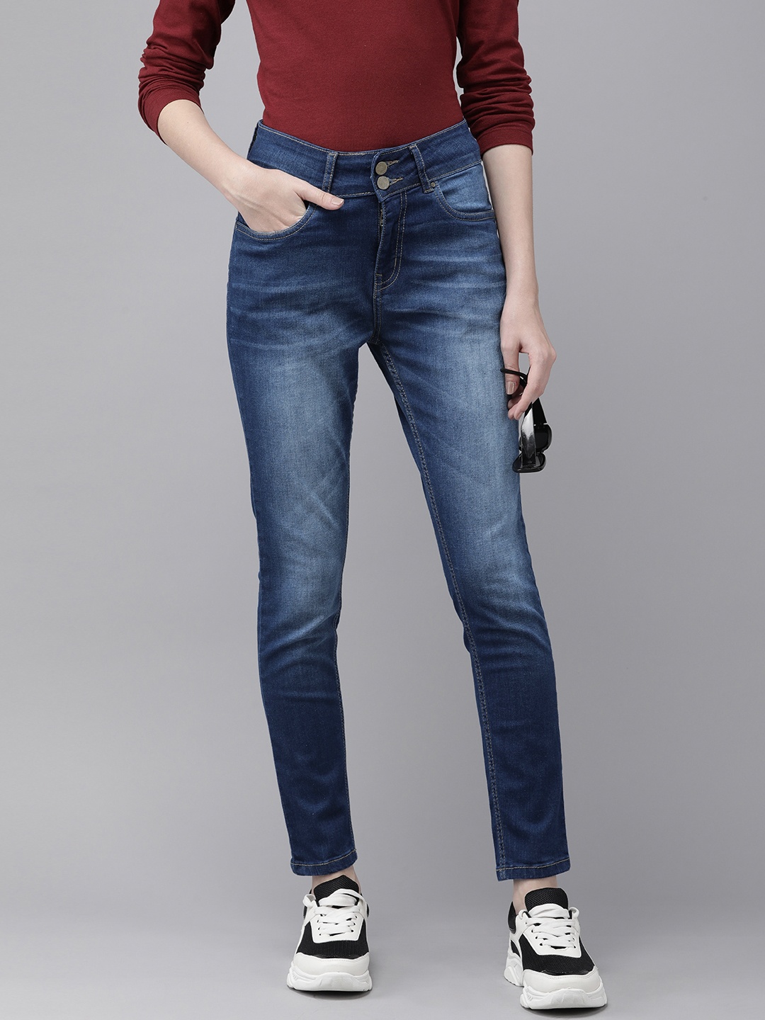 

Roadster Women Skinny Fit High-Rise Light Fade Stretchable Jeans, Blue