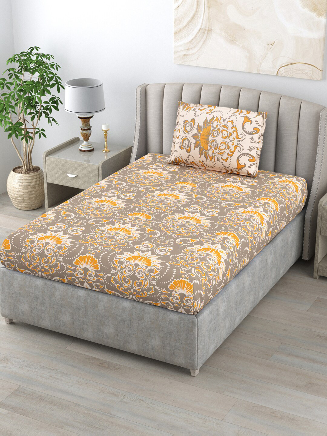 

BOMBAY DYEING Grey & Orange Ethnic Motifs Cotton 120 TC Single Bedsheet & 1 Pillow Cover