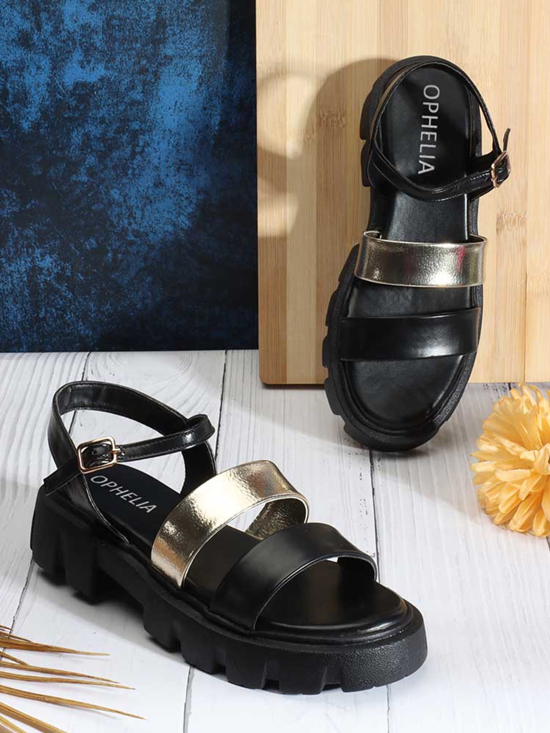 

OPHELIA Colourblocked Platform Heels, Black