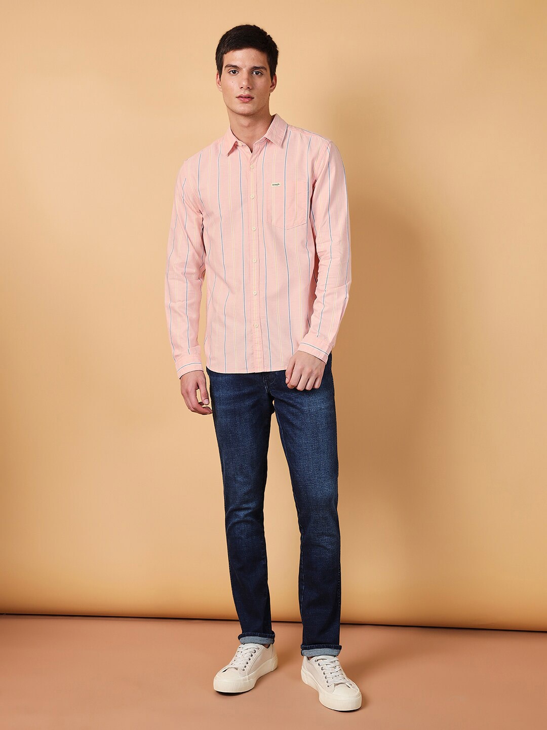 

Wrangler Spread Collar Striped Regular Fit Cotton Casual Shirt, Pink