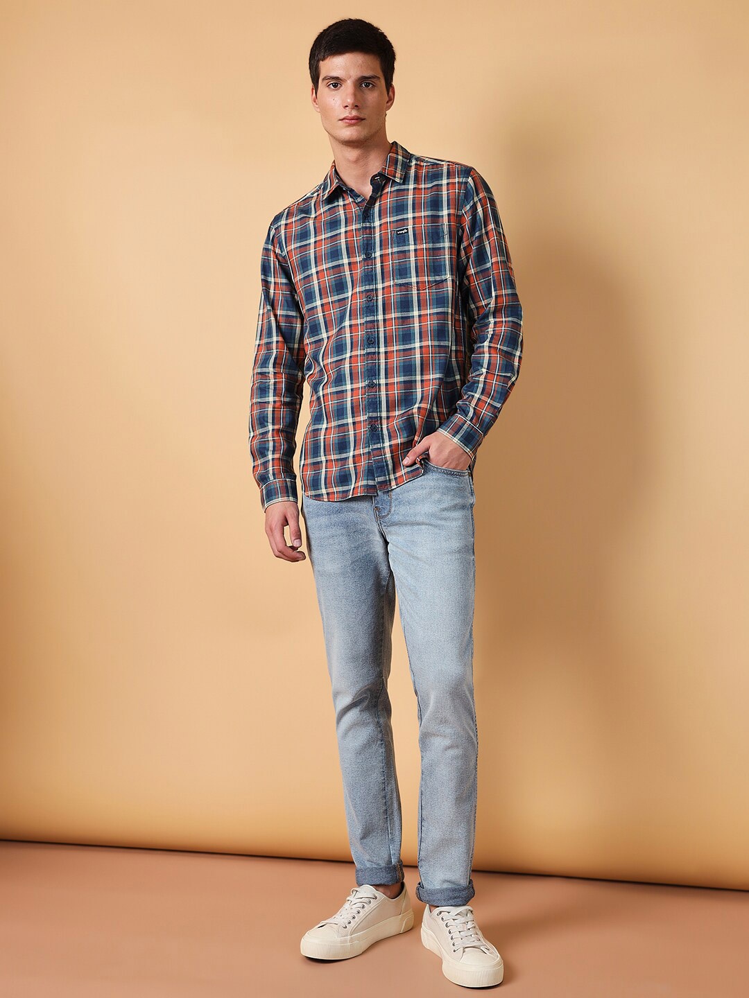 

Wrangler Spread Collar Tartan Checked Twill Casual Cotton Shirt, Blue