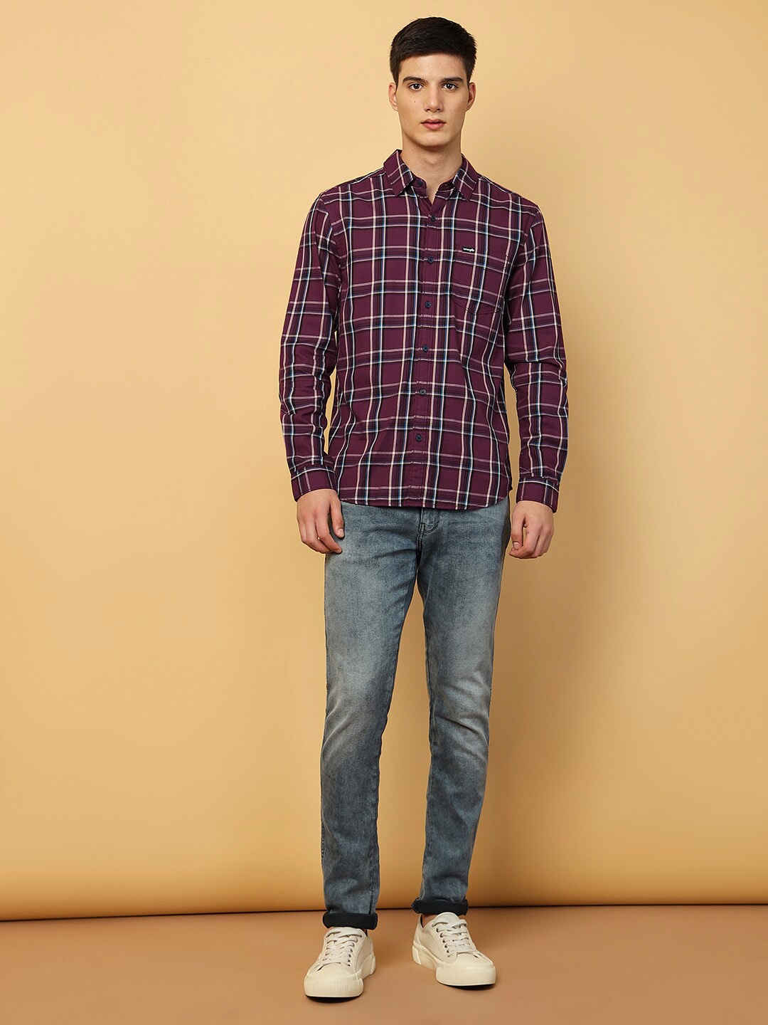

Wrangler Tartan Checks Twill Cotton Casual Shirt, Maroon