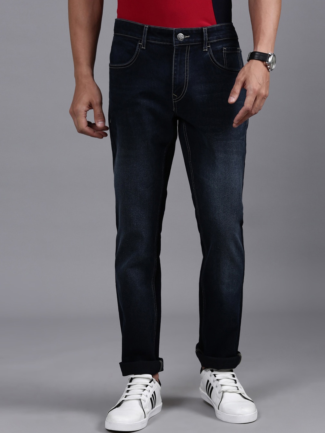 

WROGN Men Slim Fit Light Fade Stretchable Comfort Clean Look Jeans, Navy blue