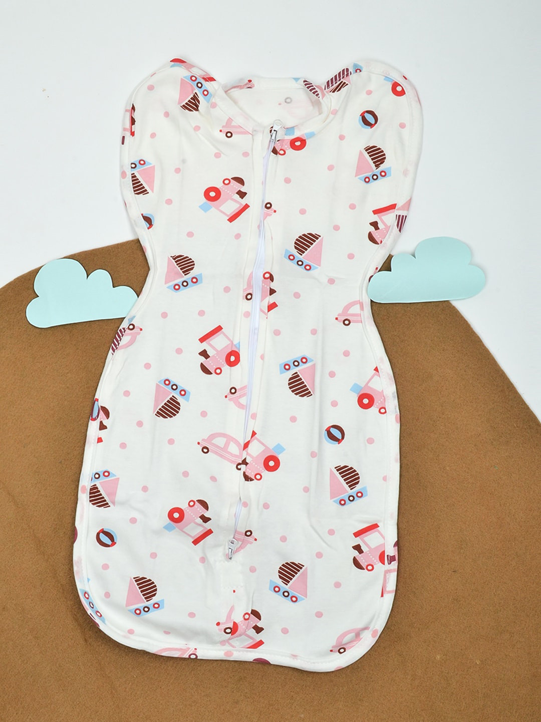 

Moms Home 100% Cotton Newborn Zipper Swaddle - Train, White