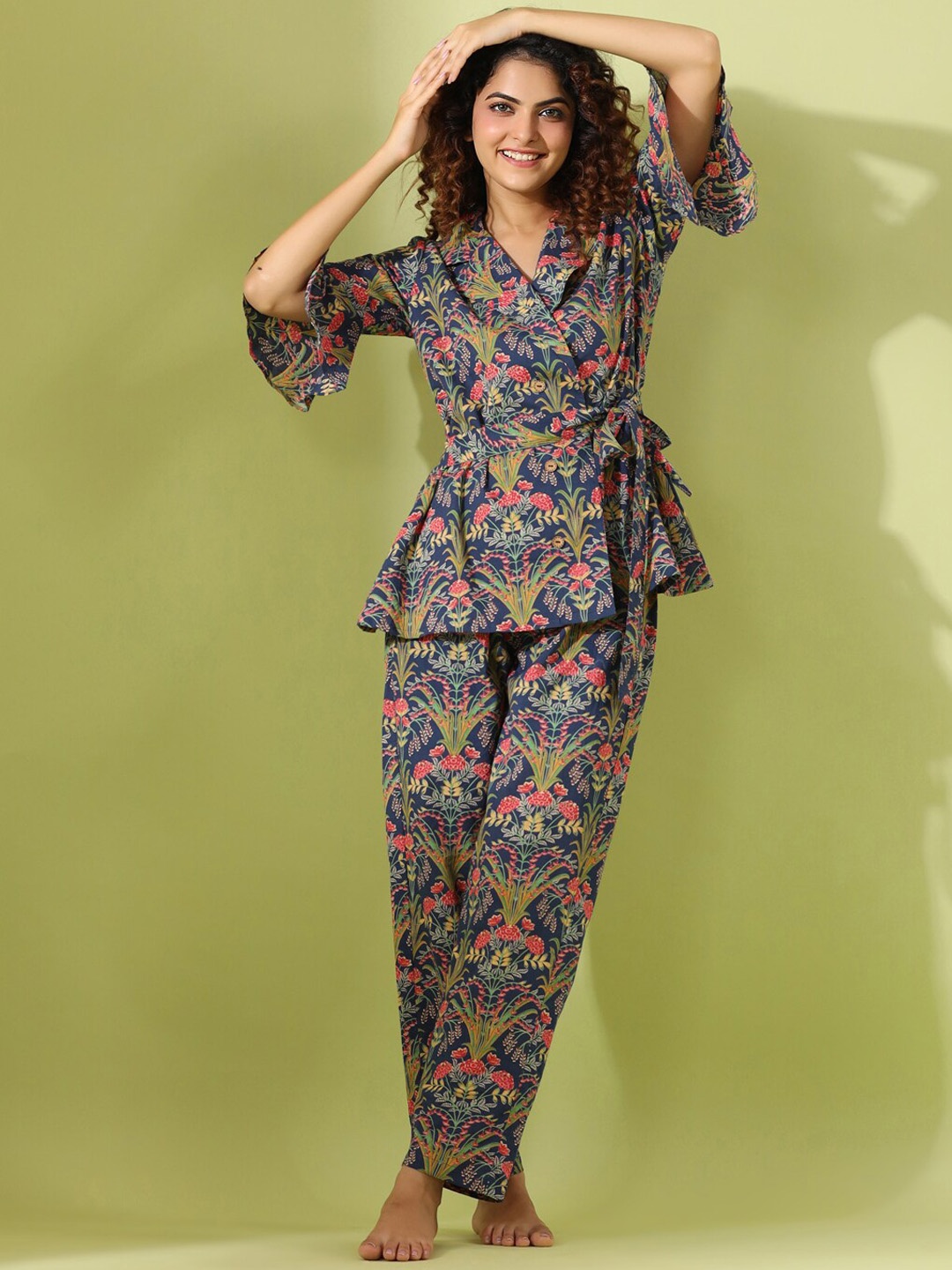 

SANSKRUTIHOMES Floral Printed Pure Cotton Night suit, Blue