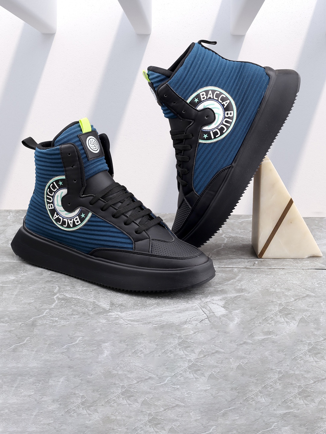 

bacca bucci Men STREETHULK Mid -Top Colourblocked Lightweight Sneakers, Black