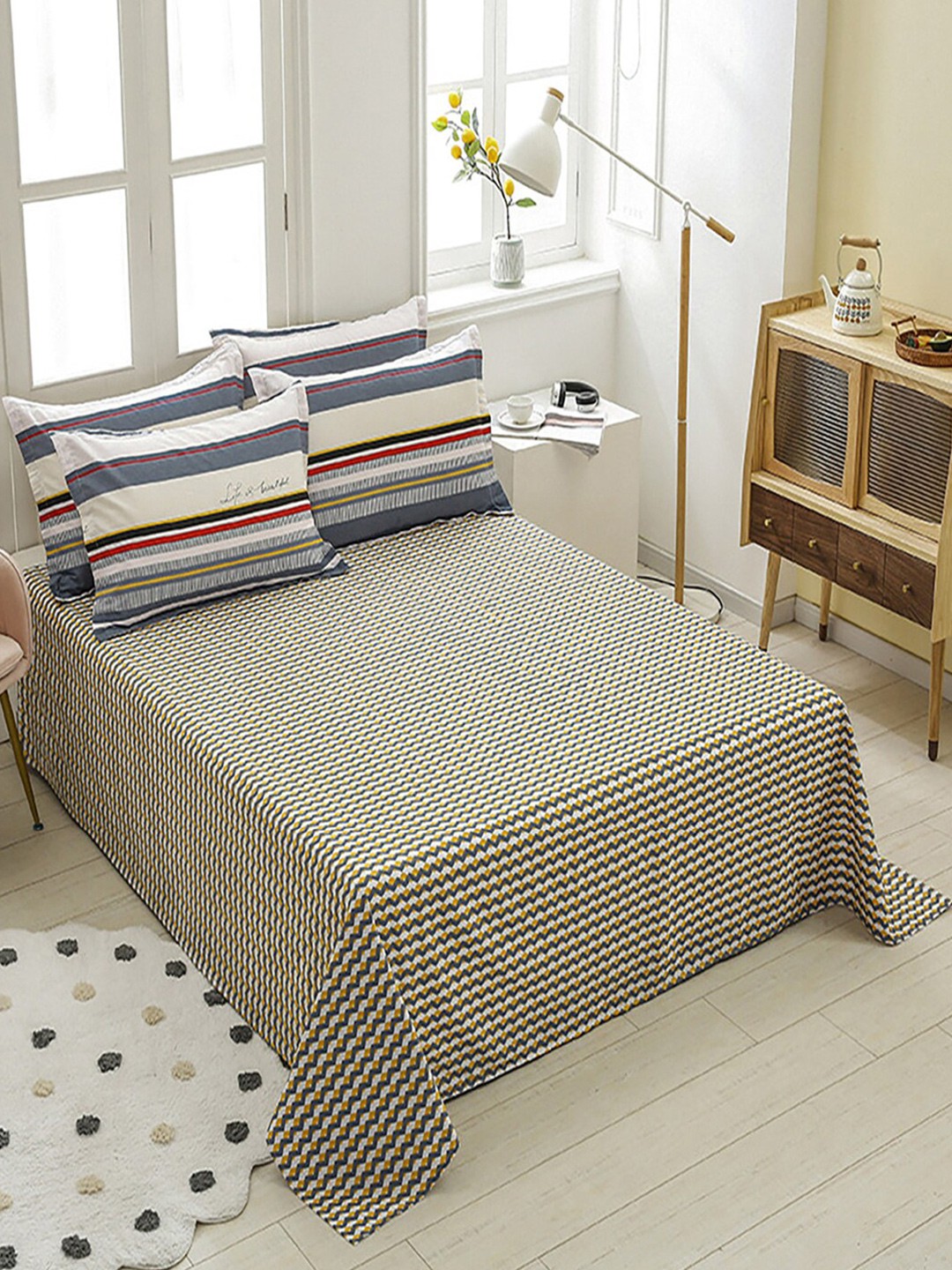 

JC HOME Green Yellow Pure Cotton 220 TC King Bedsheet with 2 Pillow Covers