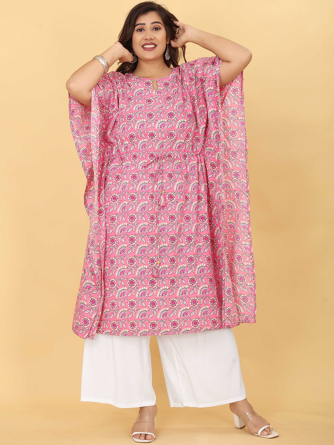 

INsthah Floral Printed Kaftan Regular Kurta With Palazzos, Pink