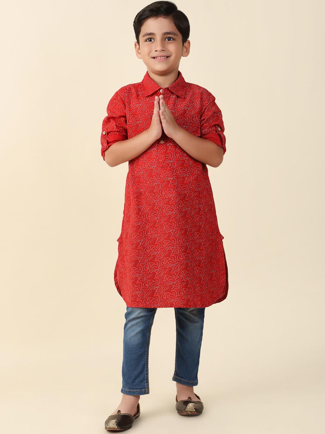 

Fabindia Boys Abstract Printed Roll-Up Sleeves Cotton Pathani Kurta, Red