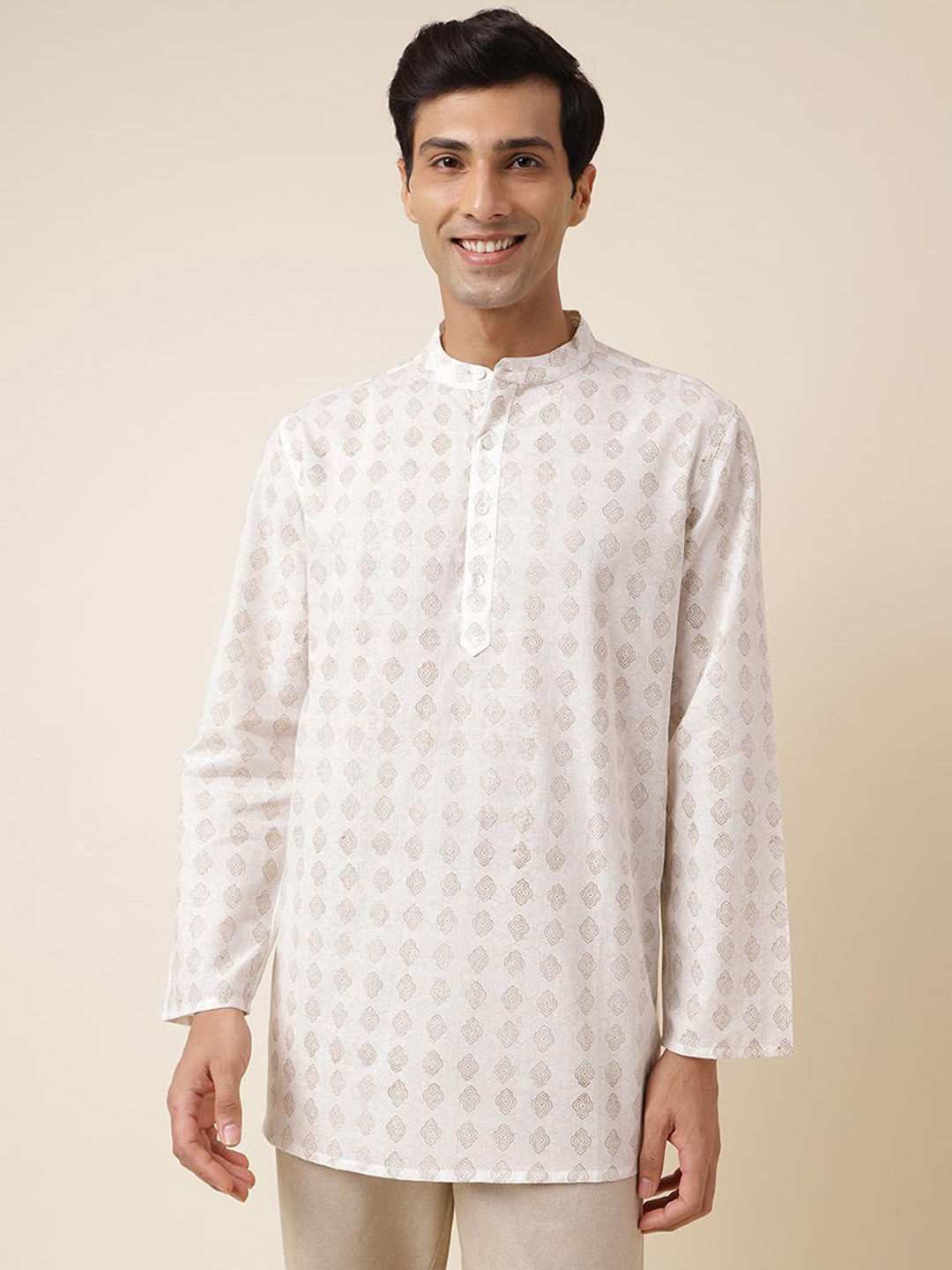 

Fabindia Geometric Printed Band Collar Cotton Straight Short Kurta, White