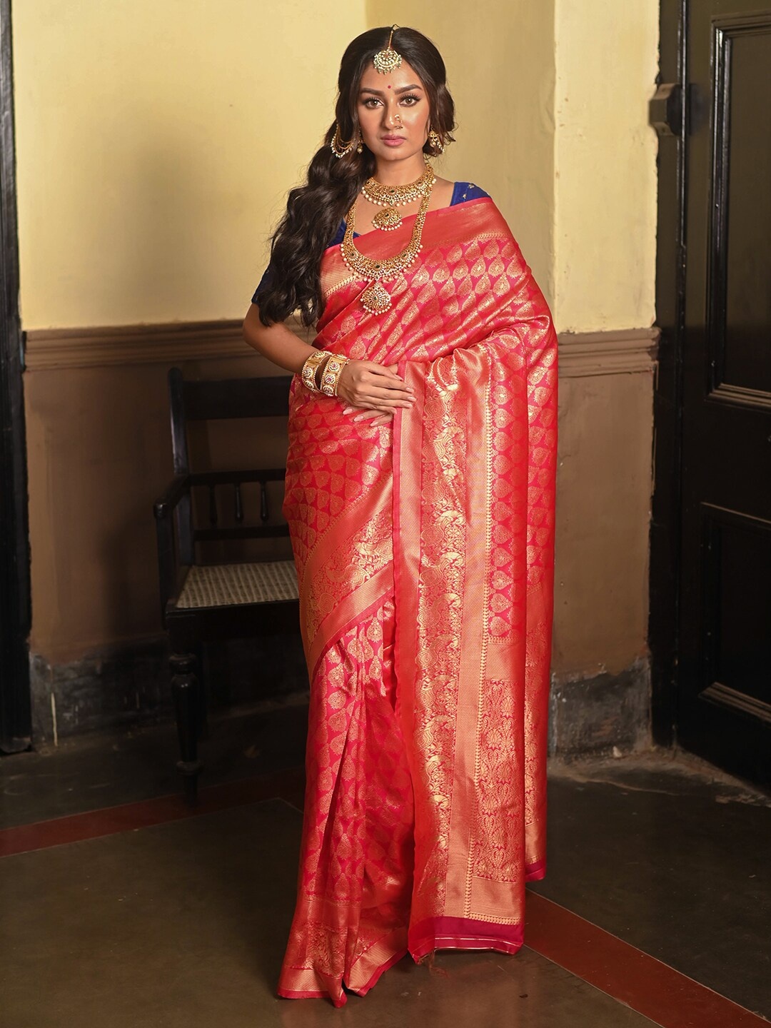 

Anouk Rustic Woven Design Zari Saree, Red