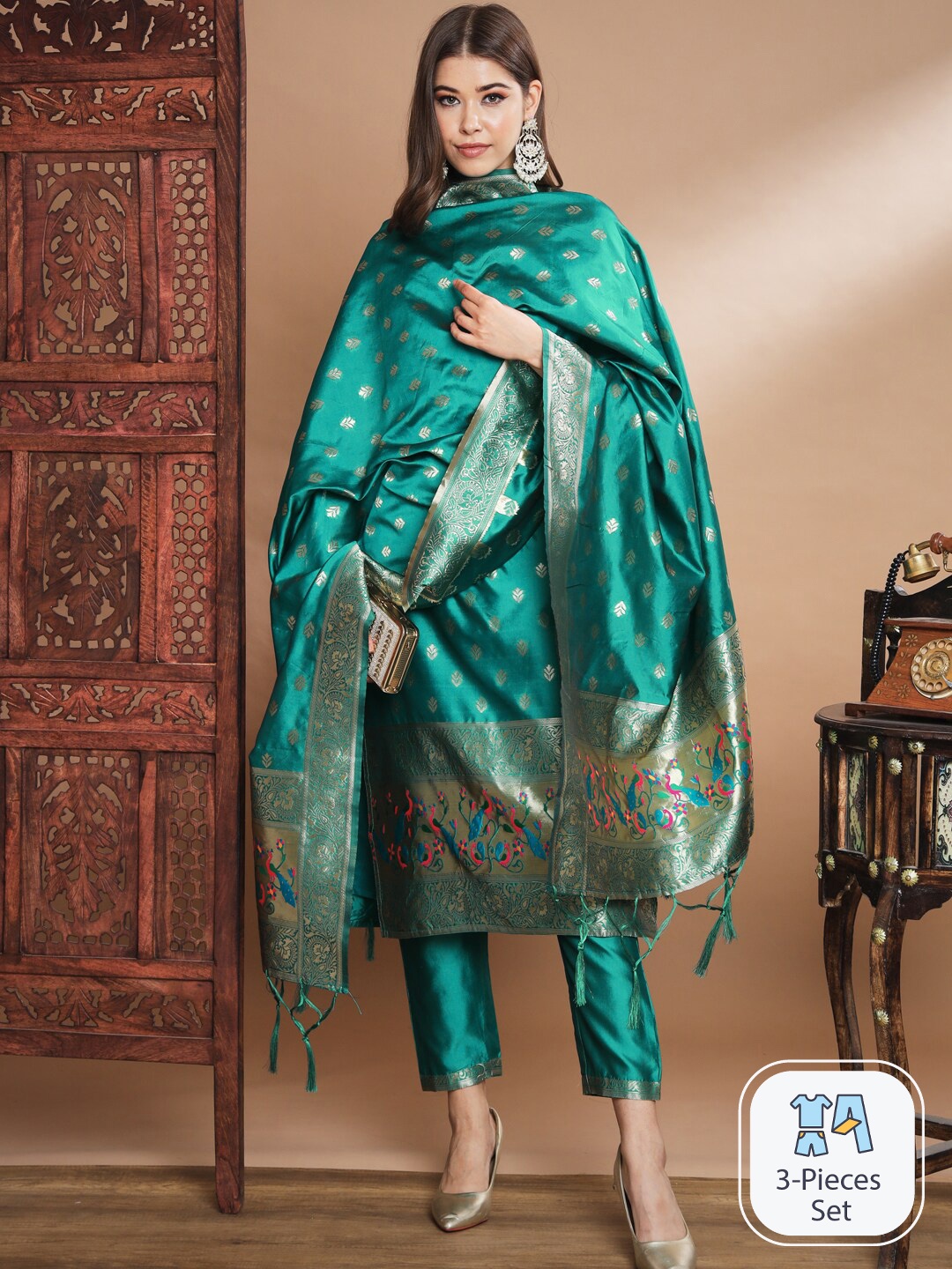 

PPTOSS Ethnic Motifs Woven Design Regular Kurta With Trousers & Dupatta, Green