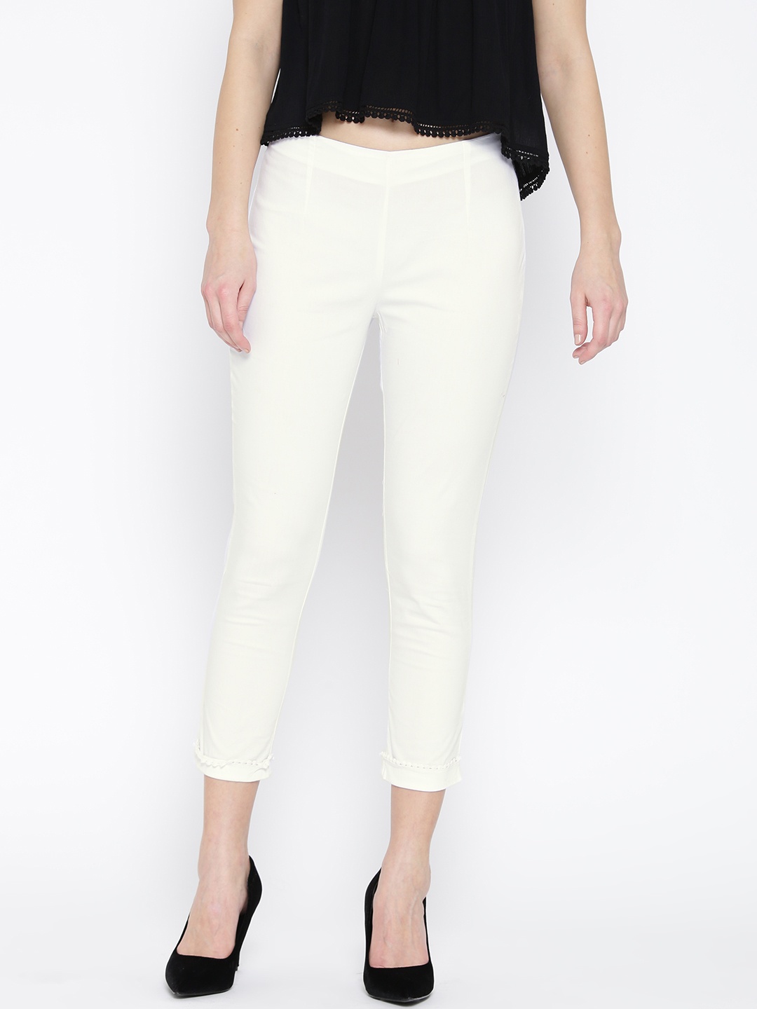 

Rangriti Women White Slim Fit Solid Regular Trousers