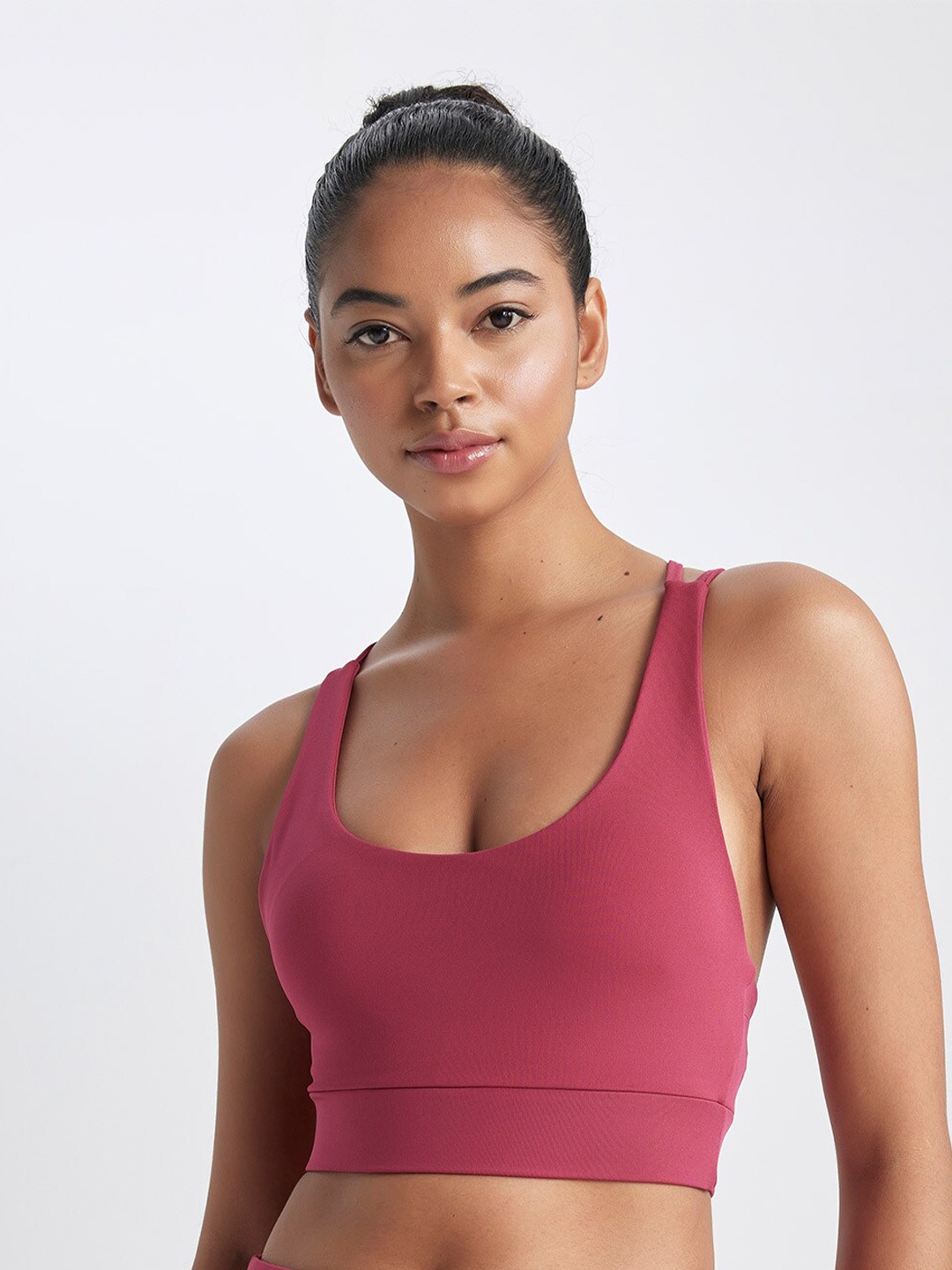 

DeFacto Full Coverage Lightly Padded Workout Sports Bra With All Day Comfort, Mauve