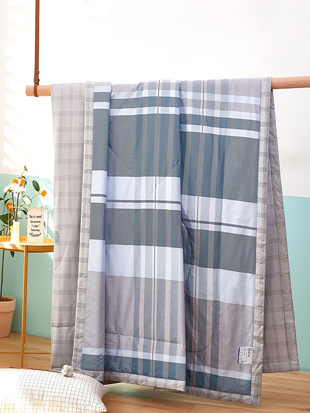 

JC HOME Grey & Blue Checked AC Room 350 GSM Pure Cotton Single Bed Quilt