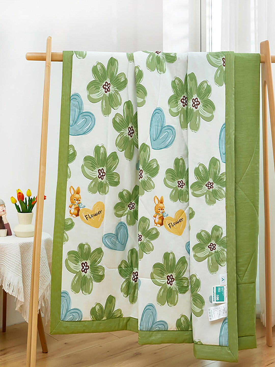 

JC HOME Green Cream-Coloured Floral Pure Cotton AC Room 350 GSM Double Bed Quilt