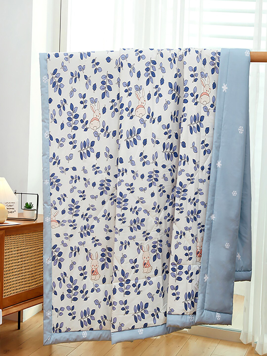 

JC HOME Blue & White Floral Pure Cotton AC Room 350 GSM Double Bed Quilt
