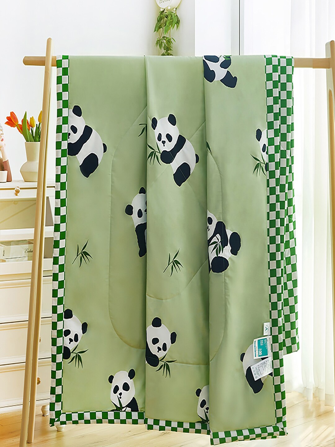 

JC HOME Green & Black Panda Pure Cotton AC Room 350 GSM Single Bed Quilt