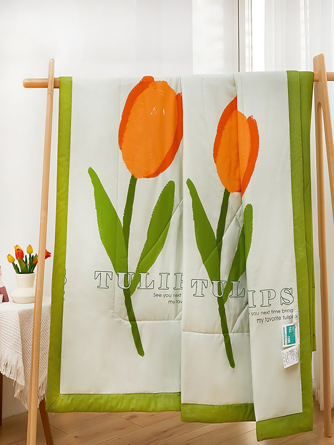 

JC HOME Off White & Orange Floral Pure Cotton AC Room 350 GSM Double Bed Quilt