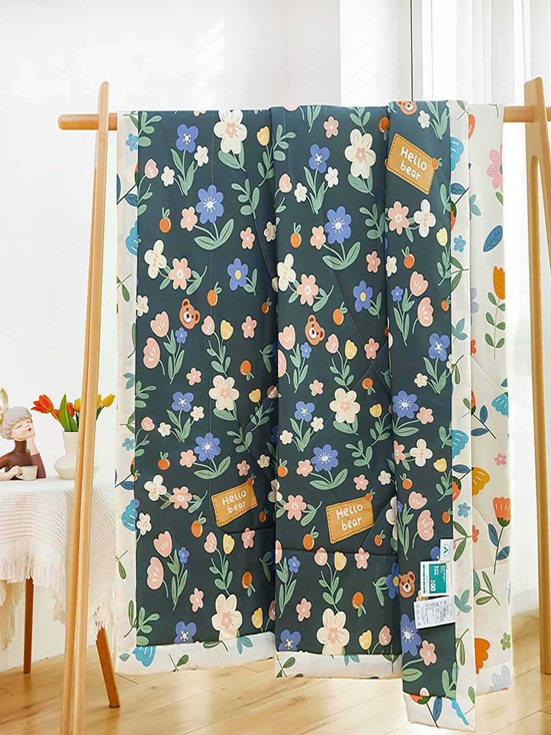 

JC HOME Green & White Floral AC Room 350 GSM Cotton Double Bed Quilt